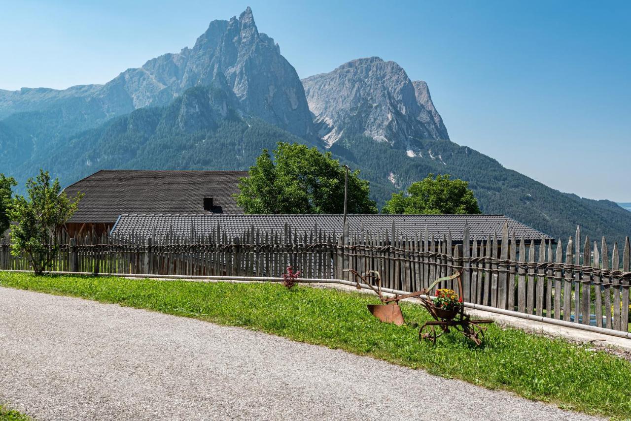 Schildberghof Panorama Apartment Siusi Exterior photo