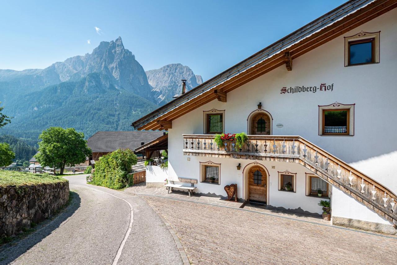Schildberghof Panorama Apartment Siusi Exterior photo